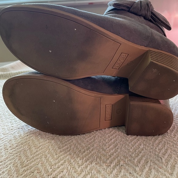 The Children’s Place Bow Booties Size 6 Girls  - Grey (fit like woman’s 8) - Picture 7 of 7